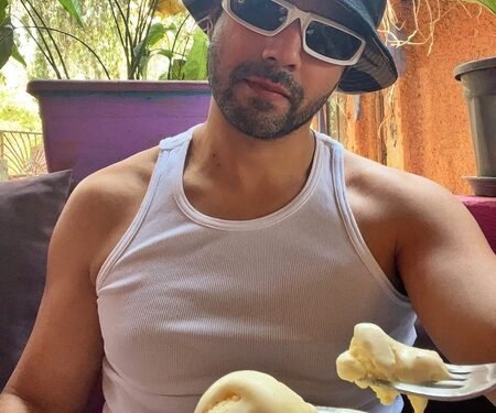 Varun Dhawan finds the perfect way to beat the summer heat