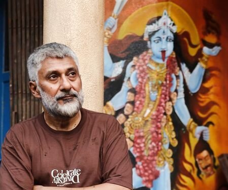Vivek Agnihotri prays to Maa Kali for peace in Bengal on Pohela Boishakh