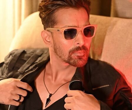 Babil Khan row: Harshvardhan Rane comes out in actor’s support, asks him to stay away from ‘after parties’