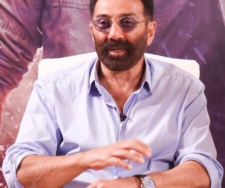 Sunny Deol ‘immediately’ said ‘yes’ to Ahmed Khan’s ‘Lakeer’