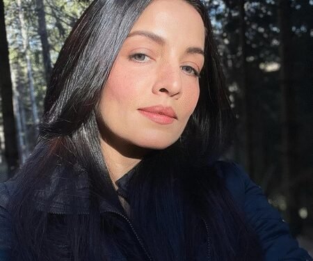 Celina Jaitly strolls down memory lane amidst ceasefire violation by Pakistan