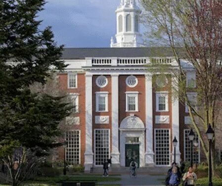 Trump admin blocks Harvard from enrolling international students