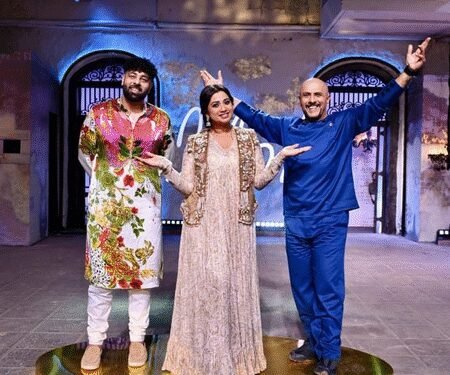 Vishal Dadlani: Nobody carries songs like Shah Rukh Khan