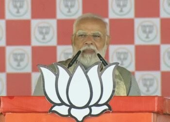Our govt working to enlist Chhath Puja on UNESCO list, Congress insulted it: PM Modi in Muzaffarpur