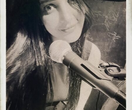 Shruti Haasan drops a throwback video of her beautiful rendition of ‘Edge’