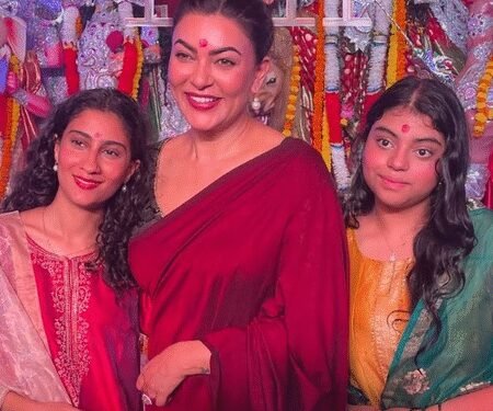 Renee Sen wishes her mother Sushmita Sen on her 50th birthday