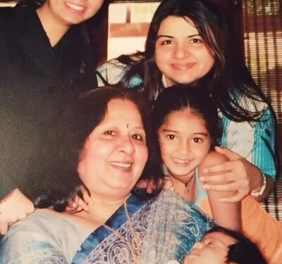 Ananya Panday relives childhood moments with her Nani on her birthday