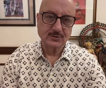 Anupam Kher explains the changing dynamics in a father & son relationship with beautiful words