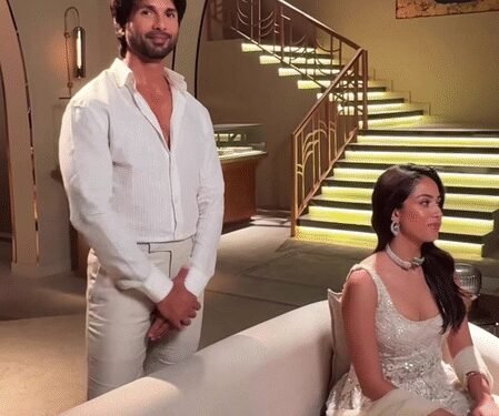 Shahid Kapoor pranks Mira over ‘broken’ phone, then gushes over her beauty