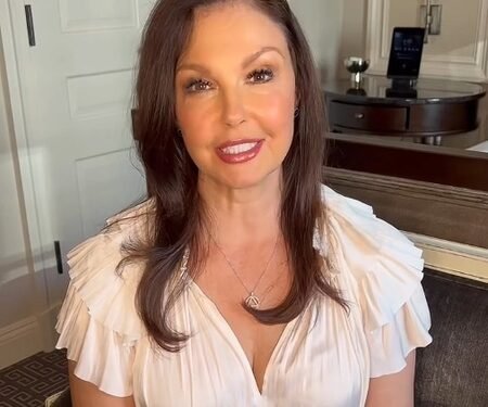 Ashley Judd remembers how Rob Reiner let her out of contract