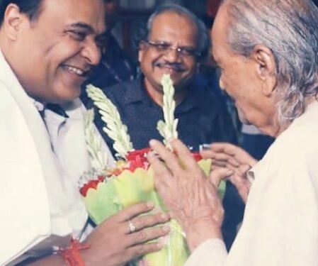 Assam CM condoles death of veteran sculptor Ram Sutar