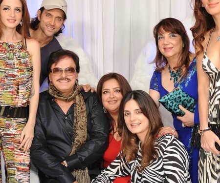 Hrithik’s mother remembers friend Zarine Khan with beautiful throwback family picture