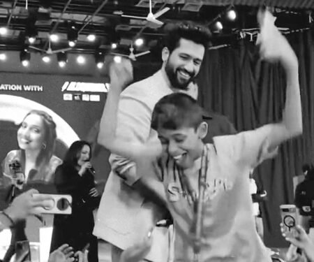 Vicky Kaushal’s sweet gesture leaves a young fan overjoyed
