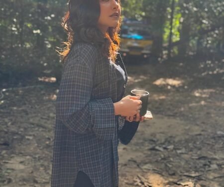 Raashii Khanna shares BTS clips of herself from the sets of Pawan Kalyan’s ‘Ustaad Bhagat Singh’