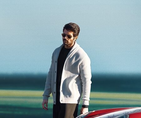 One day, I’ll stop by again, says Vijay Deverakonda to man who imitates his ride to Diskit from ‘Dear Comrade’