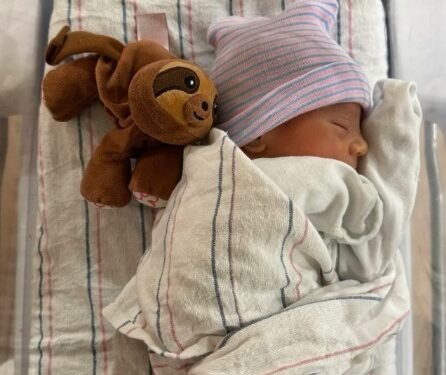 Enrique Iglesias, partner Anna Kournikova welcome fourth child: My sunshine