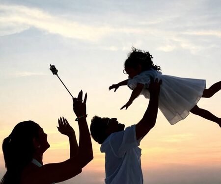 Alia Bhatt welcomes 2026 with a fairytale pic with Ranbir & Raha