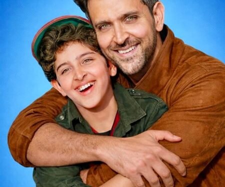 Rakesh Roshan wishes Hrithik Roshan on b’day: Duggu love you more every year