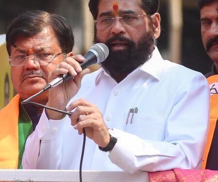 The battle is not over: Shiv Sena (UBT) accuses Eknath Shinde of betraying Marathi people (Ld)