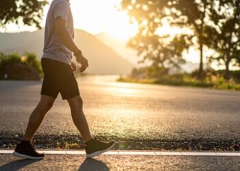 Extra 5 minutes of sleep, 2 minutes of brisk walking can add 1 year to your life: Study