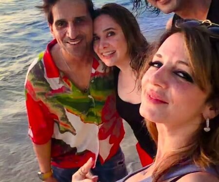 Sussanne Khan carries her late mother Zarine Khan in her heart during her Phuket trip