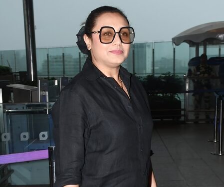 Rani Mukerji gets emotional as she thanks Karan Johar for believing in her ‘voice’ when others rejected it