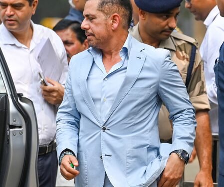 Delhi court likely to pronounce order in money laundering case against Vadra today