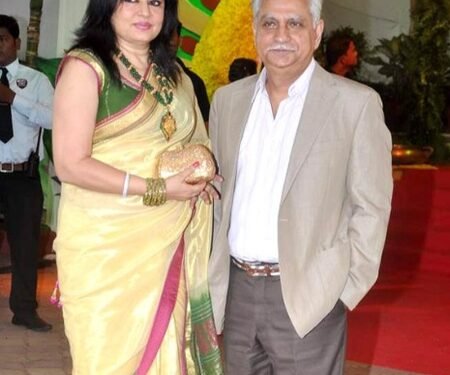 Kiran Joneja to Ramesh Sippy: Still struggle to find words big enough for what you are to me