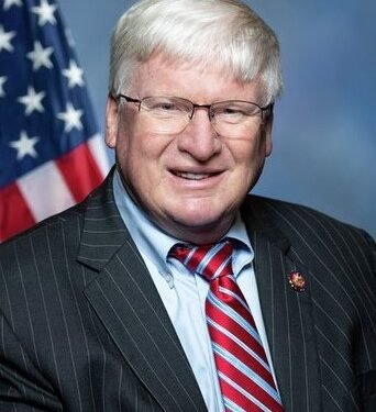 Republican Congressman seeks cap on new US citizens