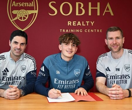 Max Downman signs pre-contract agreement with Arsenal