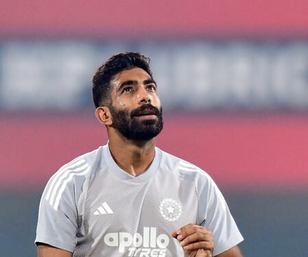 3rd T20I: Bumrah, Bishnoi come in as India ask NZ to bat