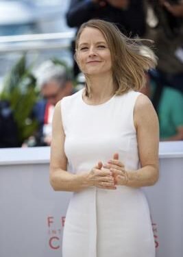 Jodie Foster pays visit to therapist after every movie