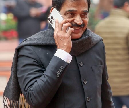 Venugopal ‘pained’ by delay in Kerala PSC rank holders getting teaching jobs