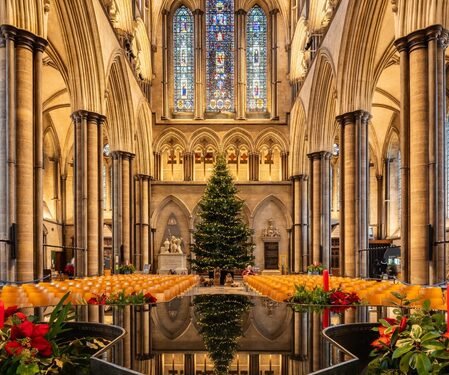 Activists urge removal of Chinese surveillance cameras from UK’s Salisbury Cathedral: Report