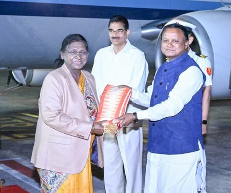 President Murmu arrives in Bhubaneswar for six-day Odisha visit