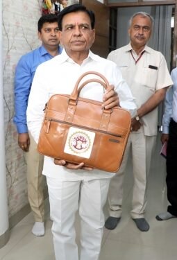 MP’s budget to follow ‘rolling’ approach for next three years: Dy CM Jagdish Devda