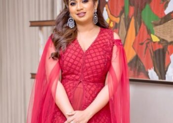 Shreya Ghoshal recalls her first meeting with Lata Mangeshkar on her death anniversary