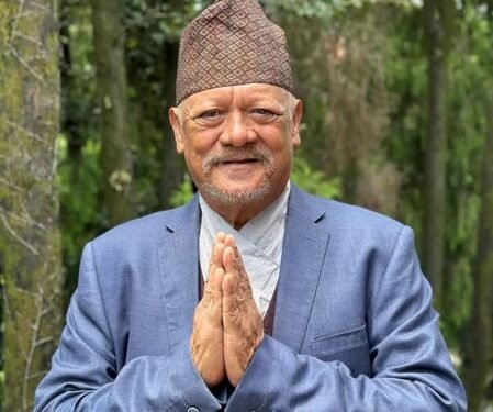 Manisha Koirala pays a heartfelt tribute to late Nepali & Bollywood actor Sunil Thapa