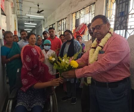 Declared dead by doctors, 14-year-girl comes back to life in West Bengal