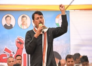 Gujarat Congress chief slams govt over tribal land, farmers’ issues