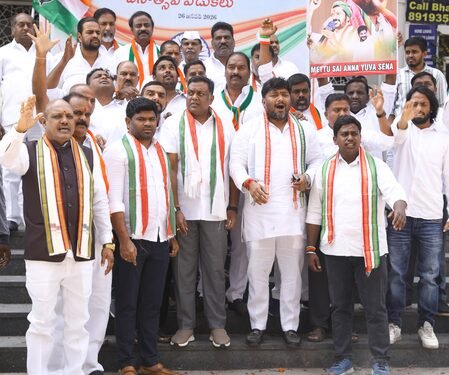 Congress wins majority of urban local bodies in Telangana