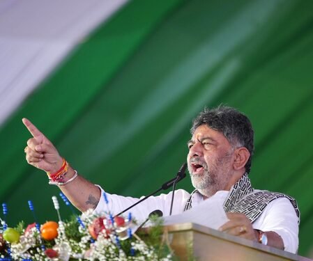 Bengaluru garbage row: Dy CM warns MLAs blocking trucks, says no waste clearance in their constituencies