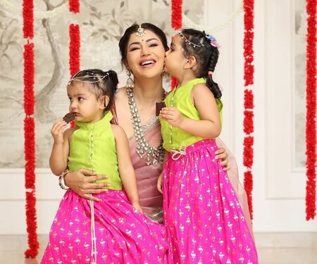 Debinna Bonnerjee’s little munchkins surprise her with a special Valentine’s Day gift
