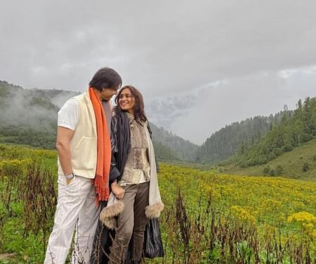 Vivek Oberoi expresses love for wife Priyanka, says they’ve ‘been part of same story since the beginning’