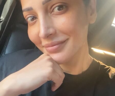 Shruti Haasan says ‘long lost friends’ sinus, cramps keep her company on graveyard shift
