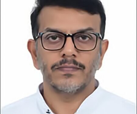 Kerala polls: Achuthanandan’s son keeps options open as Suresh surfaces at Congress Yatra