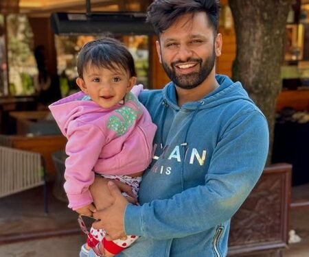 Rahul Vaidya’s two-year-old baby girl watches her ‘Baba’ perform for the first time, gets engrossed