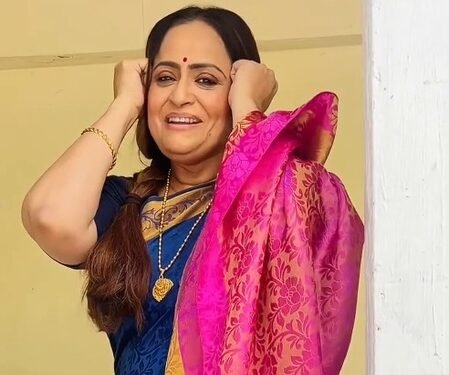 Vaishnavi Macdonald brings back ‘Barsaat Ki Raat’ nostalgia