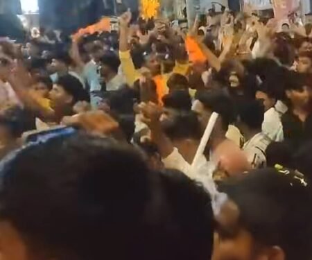 Stone pelting during Shivaji Jayanti procession in Karnataka’s Bagalkot; 8 arrested (Ld)