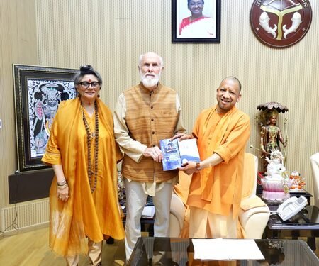 US vedic scholar David Frawley meets CM Yogi Adityanath, lauds his governance